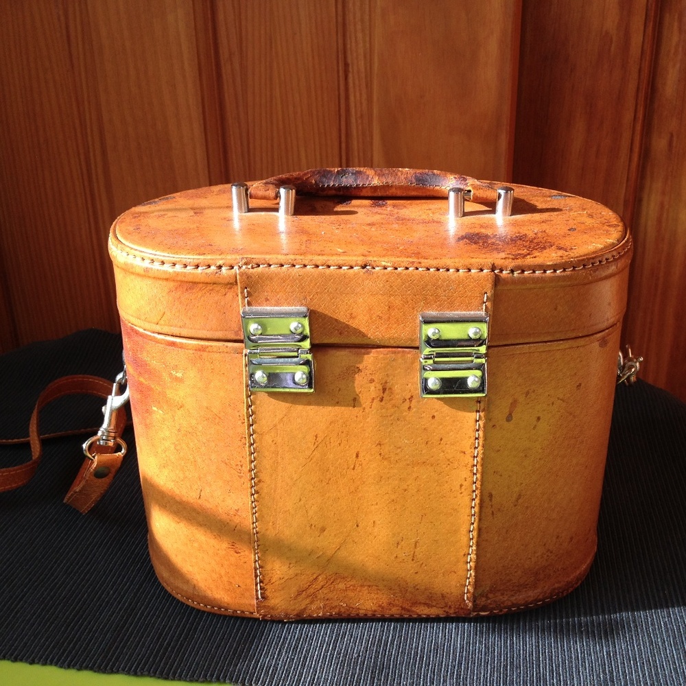 vintage genuine leather lady's case - Picture 2 of 8